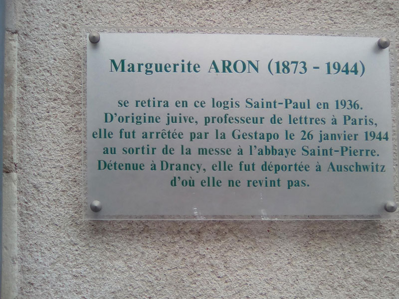 Aron-Marguerite-panneau